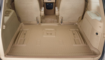 Husky Liners 02-06 GM Trailblazer/Bravada/Envoy/05-08 Saab 9-7X Classic Style Gray Rear Cargo Liner - Image 7