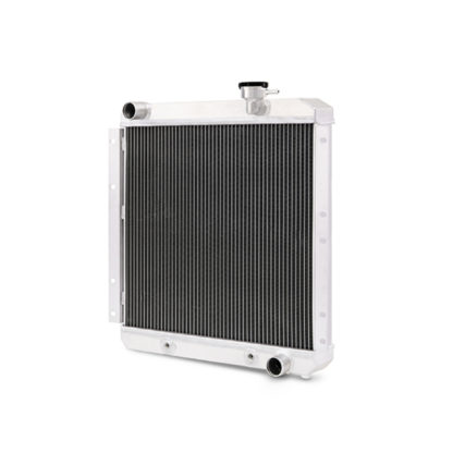 Mishimoto 58-84 Toyota Land Cruiser FJ40 Aluminum Radiator - Image 4