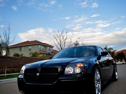 Spyder Dodge Magnum 05-07 Projector Headlights CCFL Halo LED Blk PRO-YD-DMAG05-CCFL-BK - Image 3