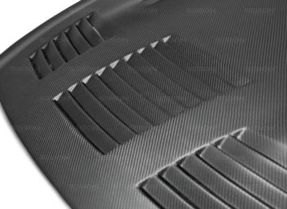 Seibon 09-15 Nissan GTR R35 GTII Dry Carbon Hood - Image 3