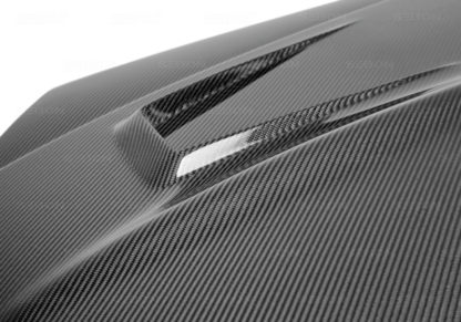 Seibon 08-11 Mercedes-Benz C-Class GT-Style Carbon Fiber Hood - Image 3