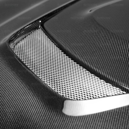 Seibon 12-13 BMW 3 Series F30 / 4 Series F32 VS-Style Carbon Fiber Hood - Image 3