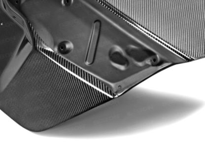 Seibon 12-13 Honda Civic 2dr OEM-Style Carbon fiber Trunk Lid - Image 3