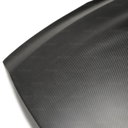 Seibon 09-10 Nissan Skyline R35 GT-R OEM-Dry Carbon Fiber Hood - Image 3