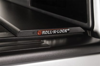 Roll-N-Lock 2019 RAM 1500 65-1/2in M-Series Retractable Tonneau Cover - Image 7