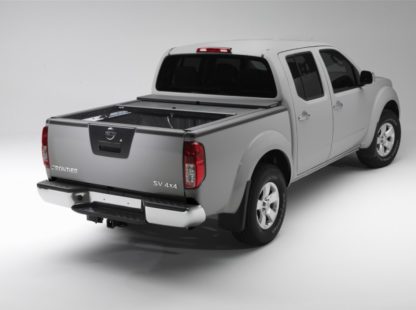 Roll-N-Lock 14-18 Chevy Silverado/Sierra 1500 XSB 68in M-Series Retractable Tonneau Cover - Image 2