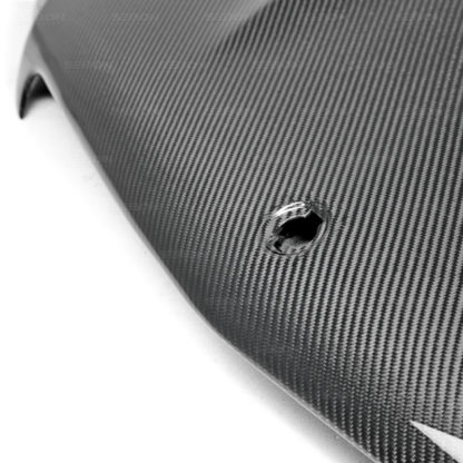 Seibon 12-14 Mercedes C-Class GT Style Carbon Fiber Hood - Image 3