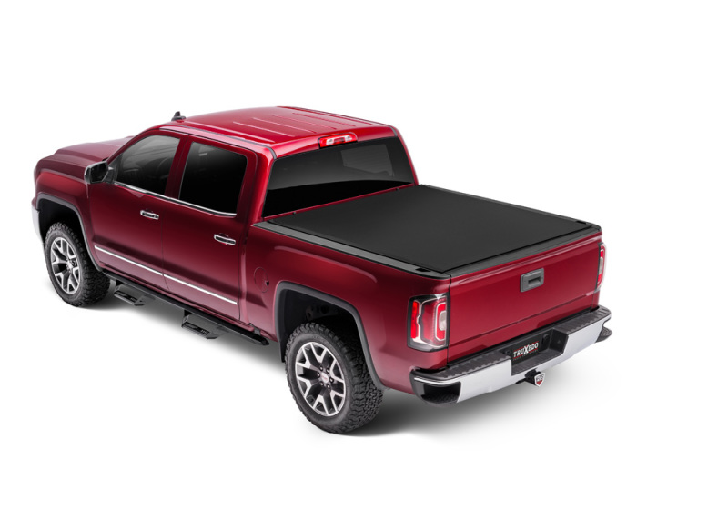 Truxedo 14-18 GMC Sierra & Chevrolet Silverado 1500 5ft 8in Sentry CT Bed Cover - Image 3